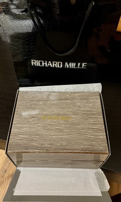 Уникален дамски часовник Richard Mille