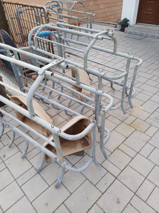 Hranitoare.adapatoare porci si purcei