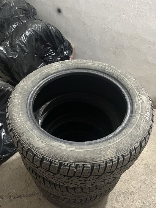Продам резину зимнюю на 16