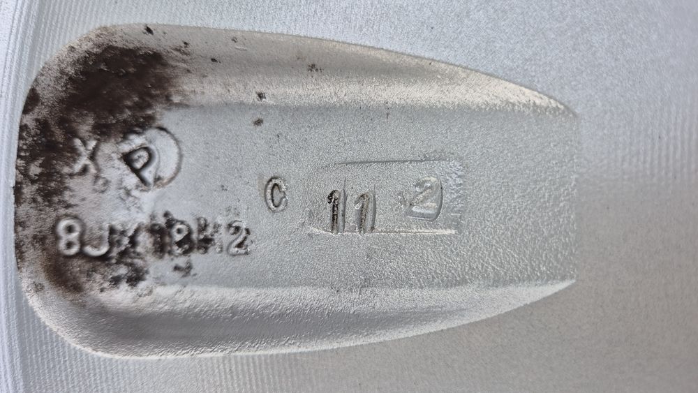 Джанти MOMO WRS 5/112 VW,Audi,Seat,Skoda 5x112

Употребявани, Шумен