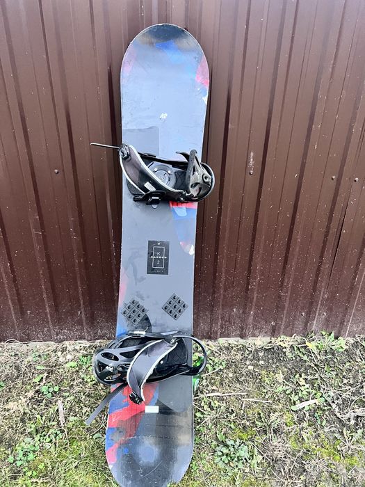Vand placa snowboard k2 L (159cm mare) cu legaturi Burton