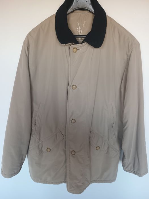 Trench coat impecabil Yves Saint Laurent