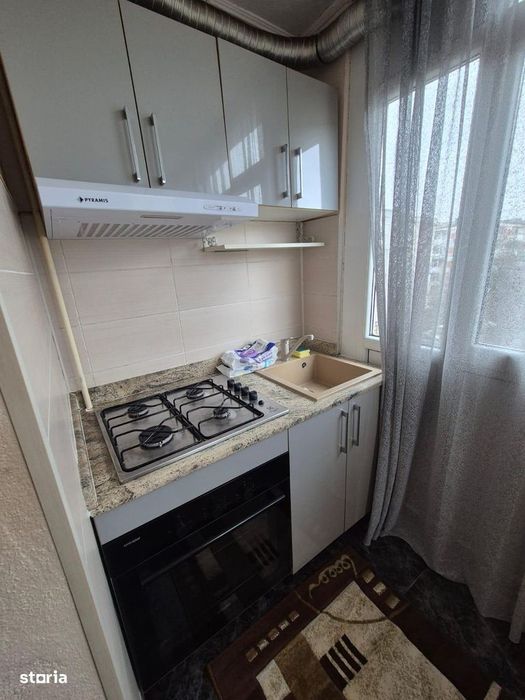 Apartament zona Craiovita Materna