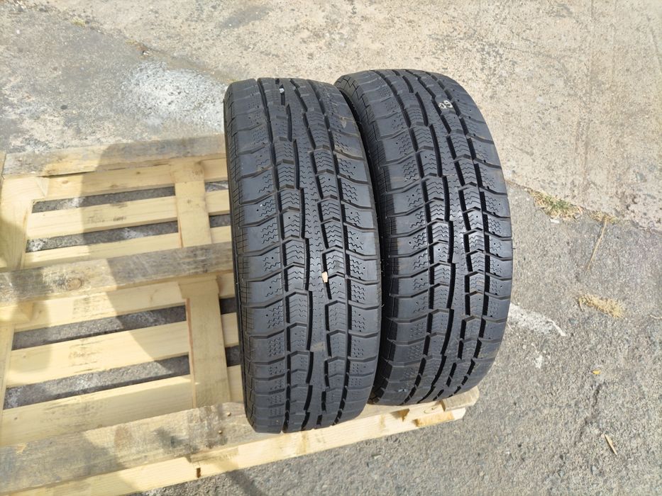 205/70/15 Купър ДОТ 2015 г - КАТО нови