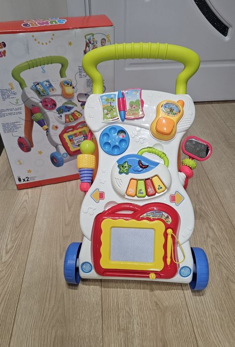 Бебешки уокър проходилка