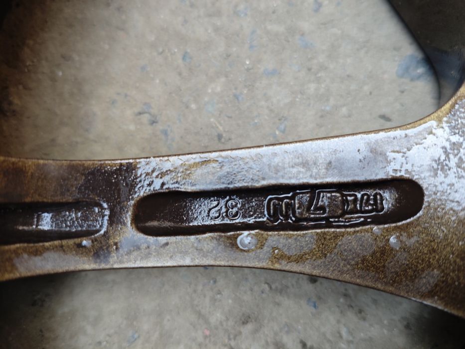 Продам оригинальные диски work r17  made in Japan