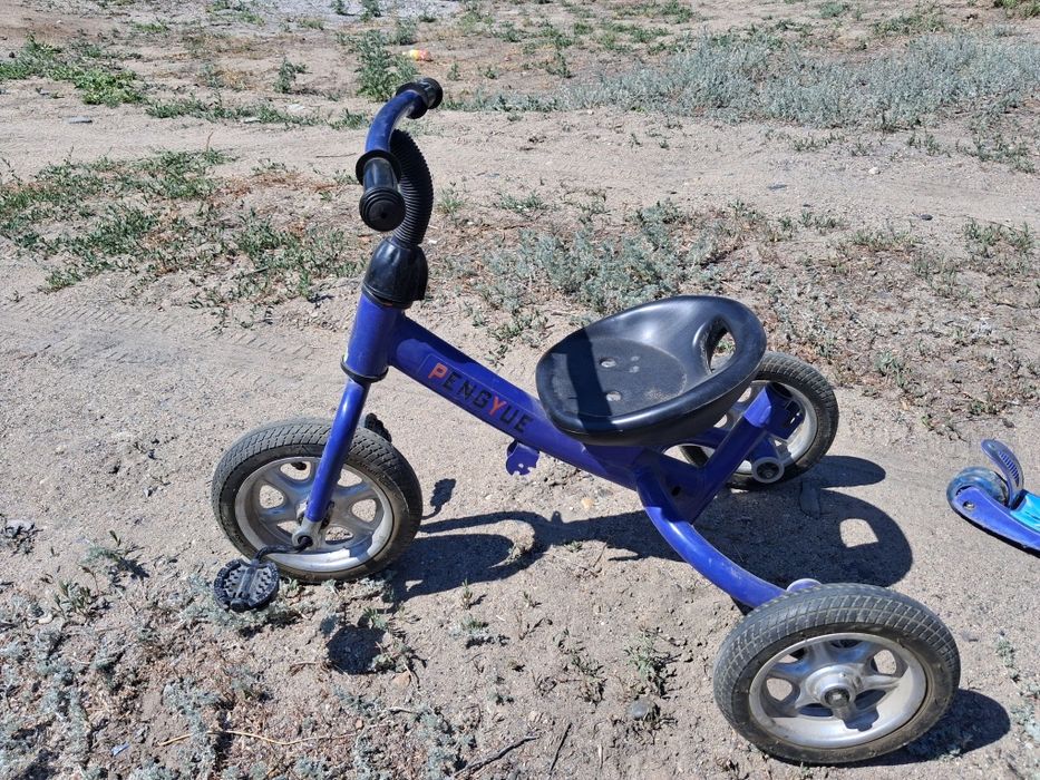 Продам велосипед,  самокат в очень хорошем состоянии