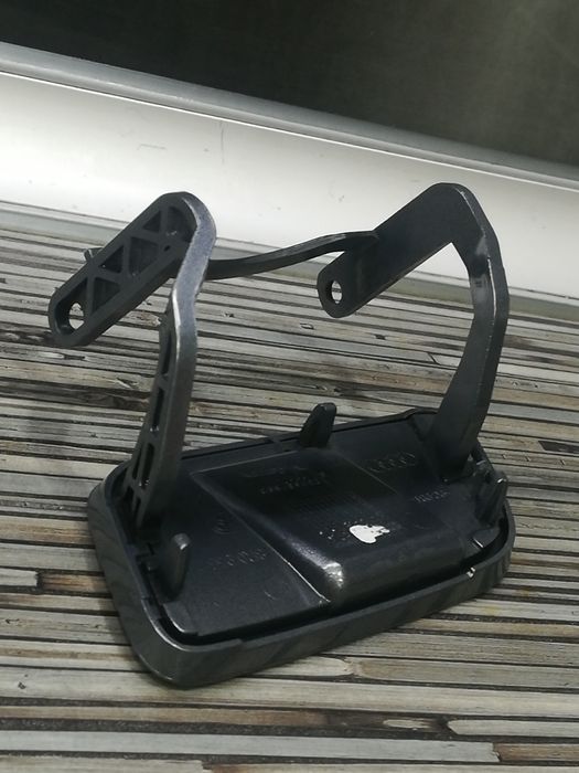 Капачка за броня AUDI Q5 /8R0.955.276/