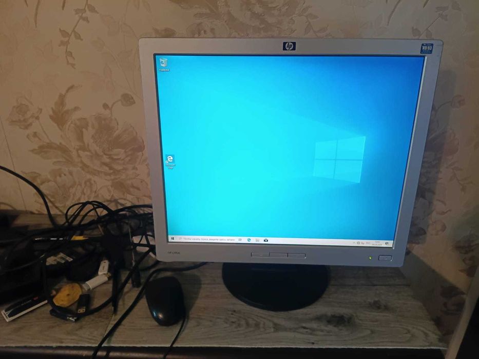 Монитор HP 19" диагональ