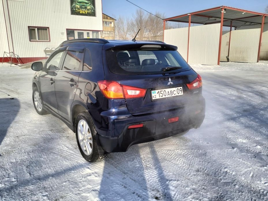 Автомобиль. Кросовер