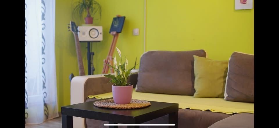 Дава се под наем Едностаен апартамент в София, Люлин 2 - 40 кв.м за 346.8 € - Снимка #1