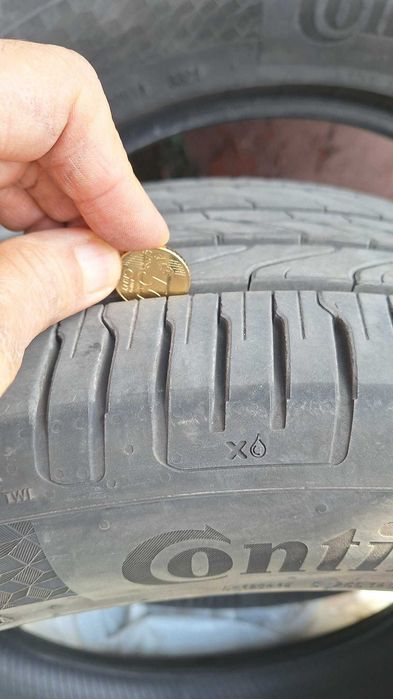 Продавам летни гуми Continemtal 225/55/ 17