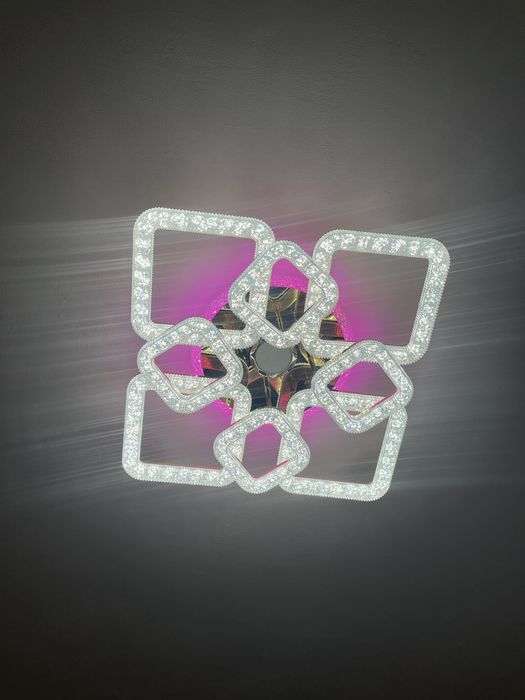 Люстра сатылады.