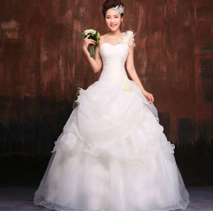 Свадебные платья крассивые