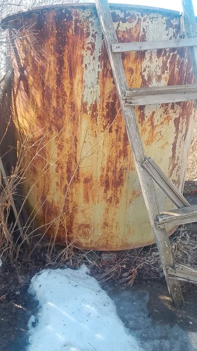 Продам емкость 5кубков