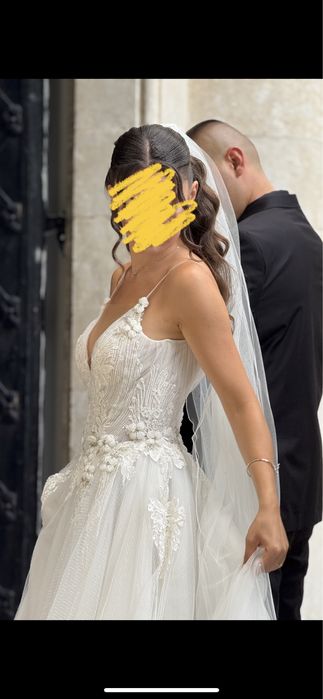 Сватбена рокля на Atelier Sposa мината през химическо