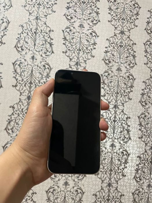 Айфон 13 хорошем состоянии