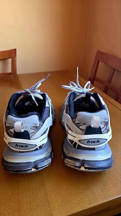 Balenciaga track