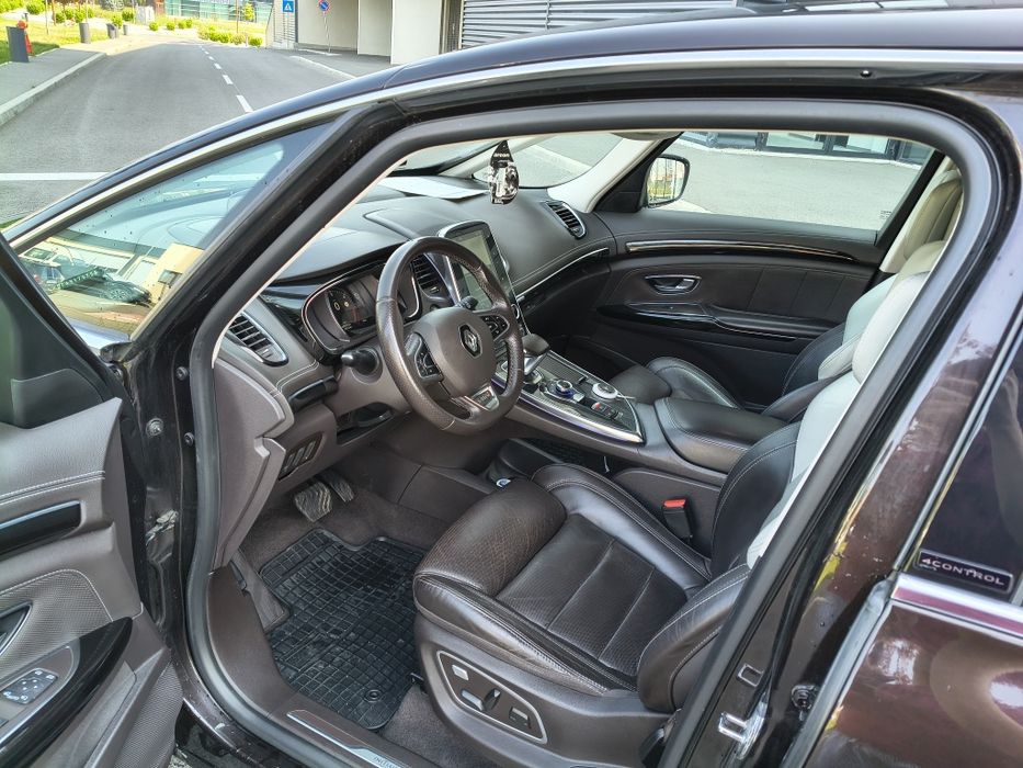 Vand Renault Espace 5 Initiale Paris an 2015 cu garantie