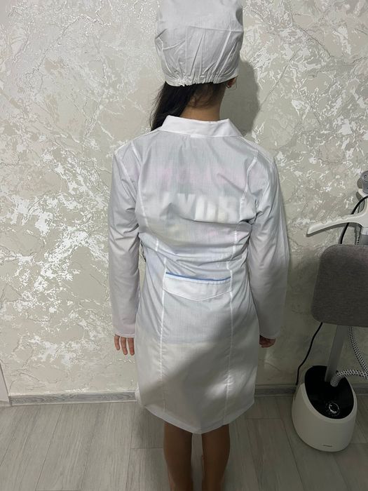 Продам медицинский халат р.42