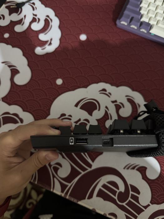 Игровая клавиатура HyperX Allow Fps