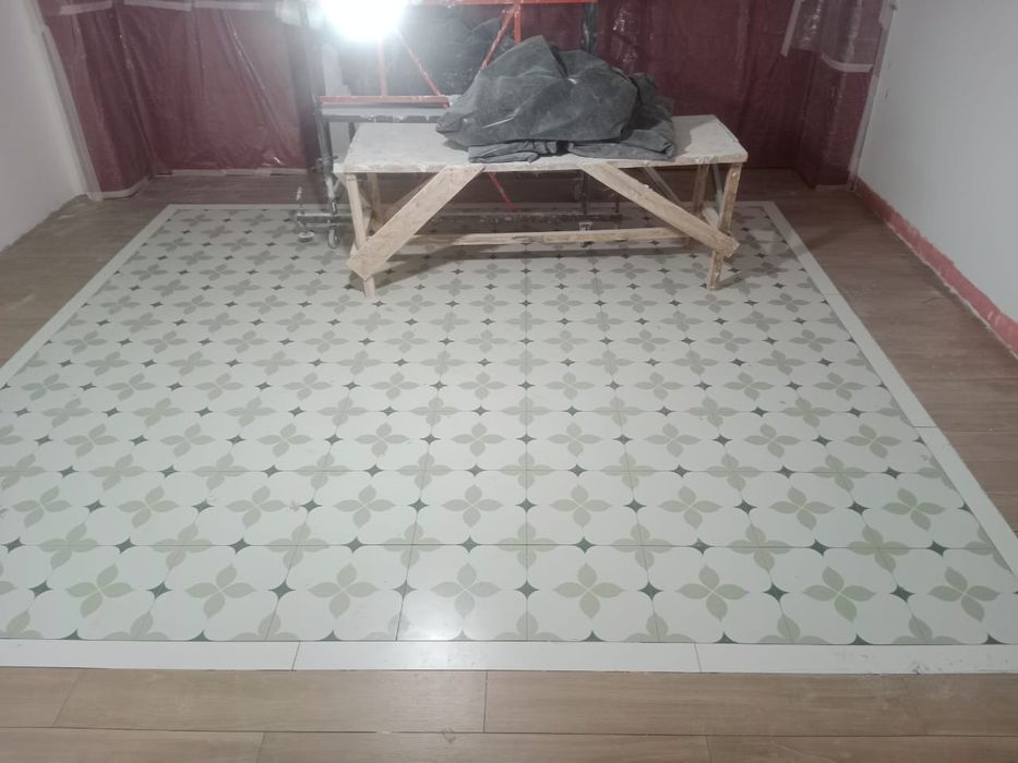 Услуги Кафельшика керамогранит