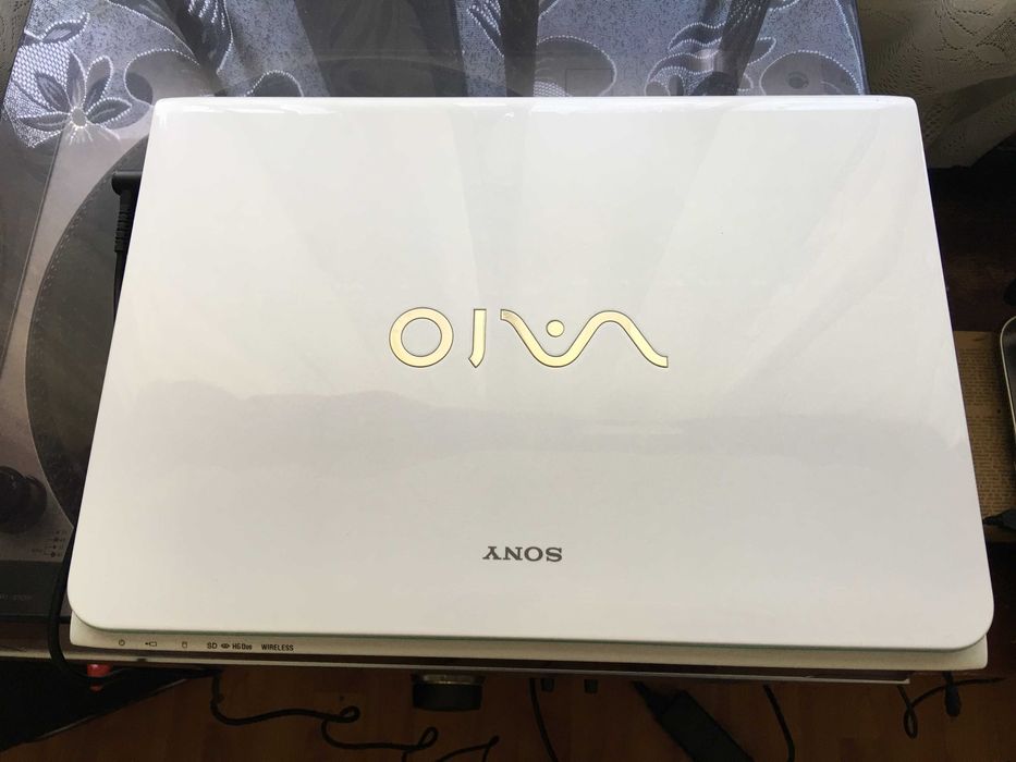 Laptop Sony Vayo HP