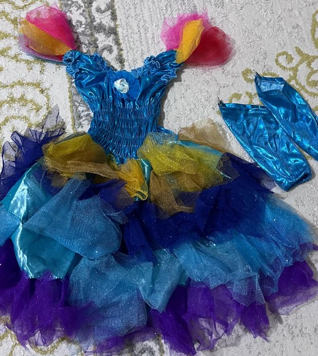 Продам новогодние костюмы