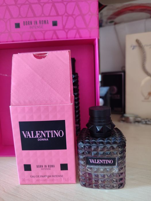 Продам пустые флаконы от оригинальных духов