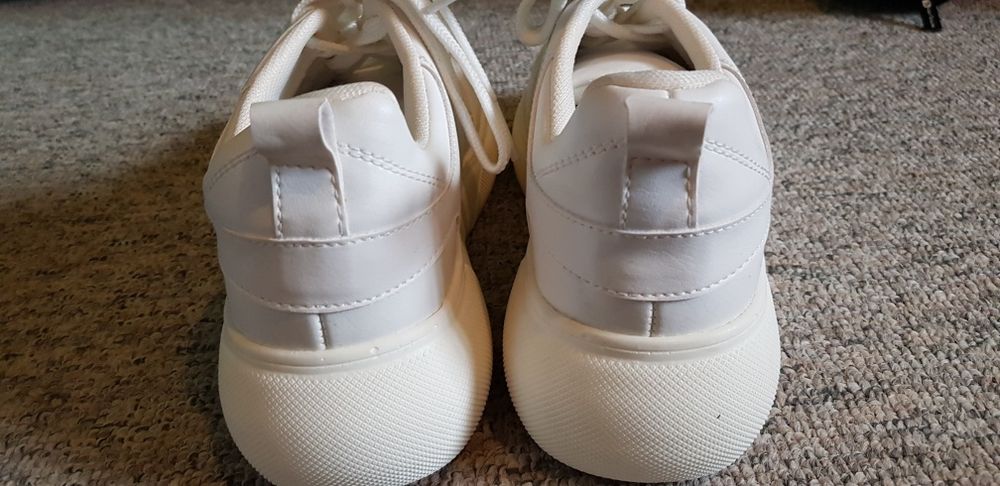 Adidasi albi, Primark, fete, mar 40, noi