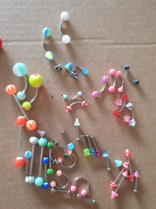 Set 20 piercing pircing cercei cercel nas buza buric ureche limba etc