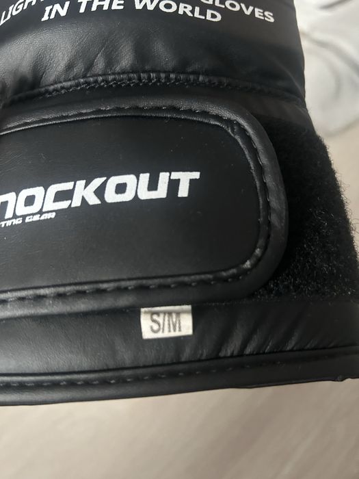 Manusi ultra usoare Knokout (S/M)