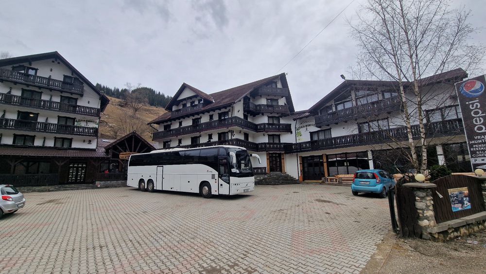 Transport Persoane Autocar Excursii