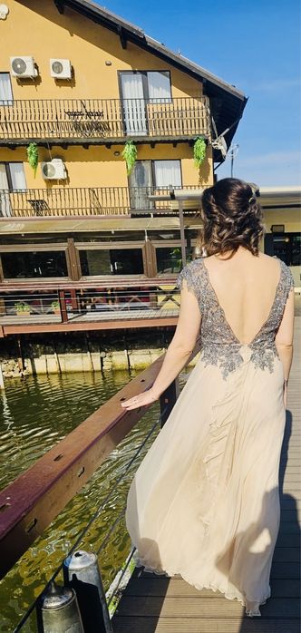 Rochie voal matase si dantela