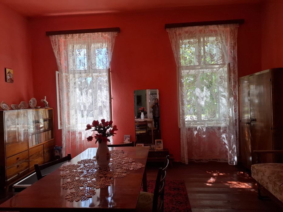 Vând casa direct de la proprietar