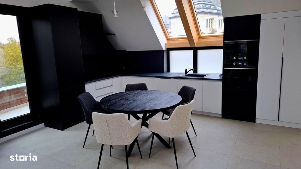 OPORTUNITATE- De vanzare penthouse finisat , mobilat/utilat