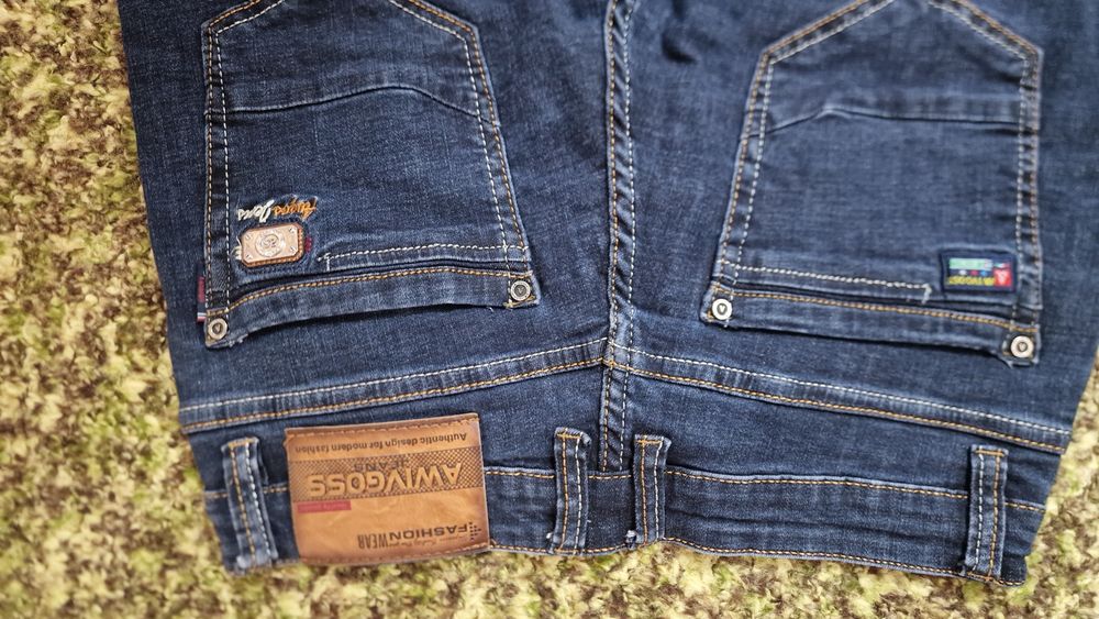 Мужские новые джинсы