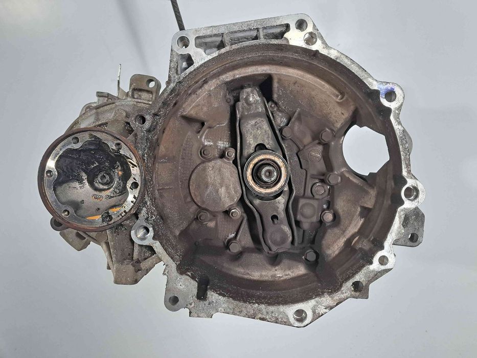 Cutie viteze manuala 5 trepte  Volkswagen Passat B6 (3C2) [Fabr 2005-2