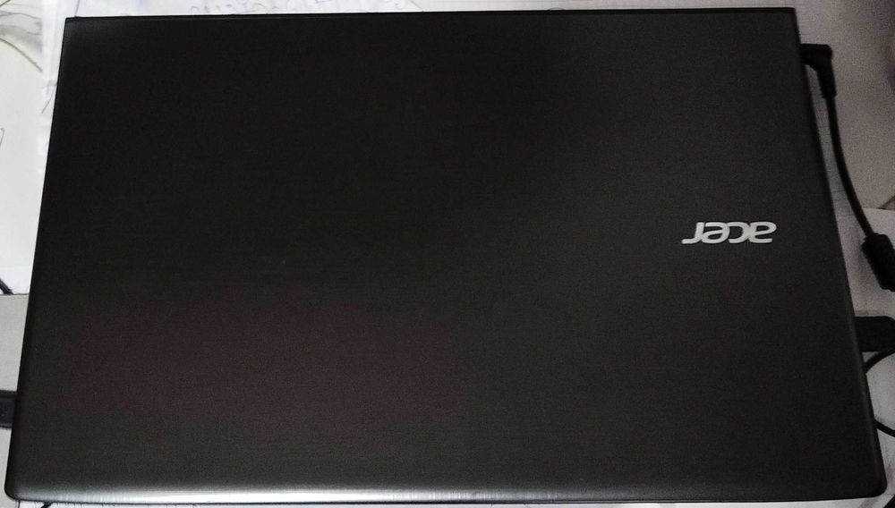 Продам ноутбук Acer Aspire E15