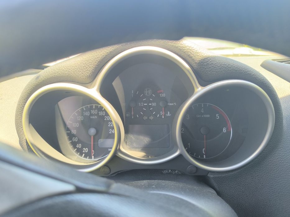 Alfa Romeo 147 1.9jtdm TI  на части
