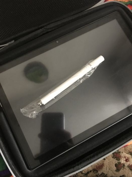 Продам iPhone 7 128/100