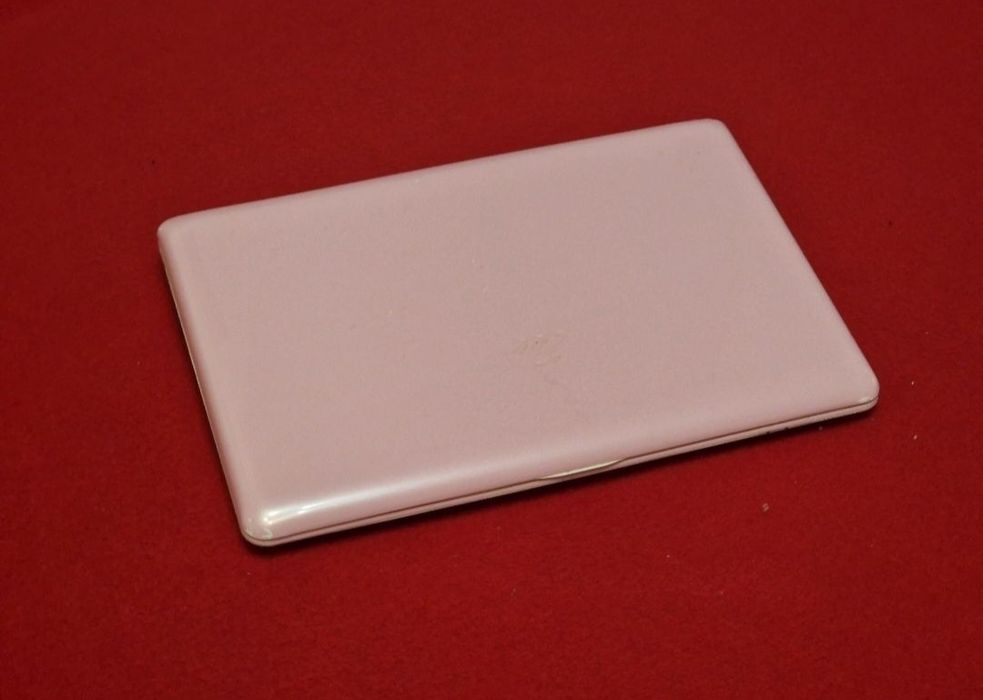 Mini laptop Asus Eee PC 1005HA, funcțional la priza