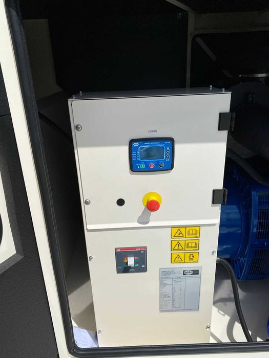 Generator industrial perkins 200 kva 180 kw nou fabricat de Caterpillar, 2026