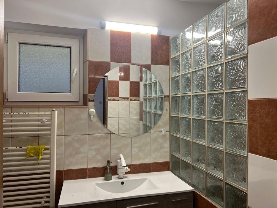 Casa Podu de fier Moara de Vant