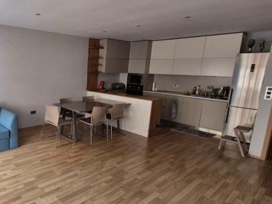 Дава се под наем Тристаен апартамент в София, Студентски град - 106 кв.м за 1000 € - Снимка #3