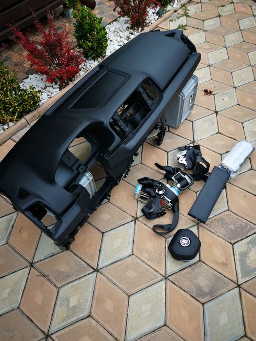 Kit airbag plansa bord centuri volan pasager skoda karoq
