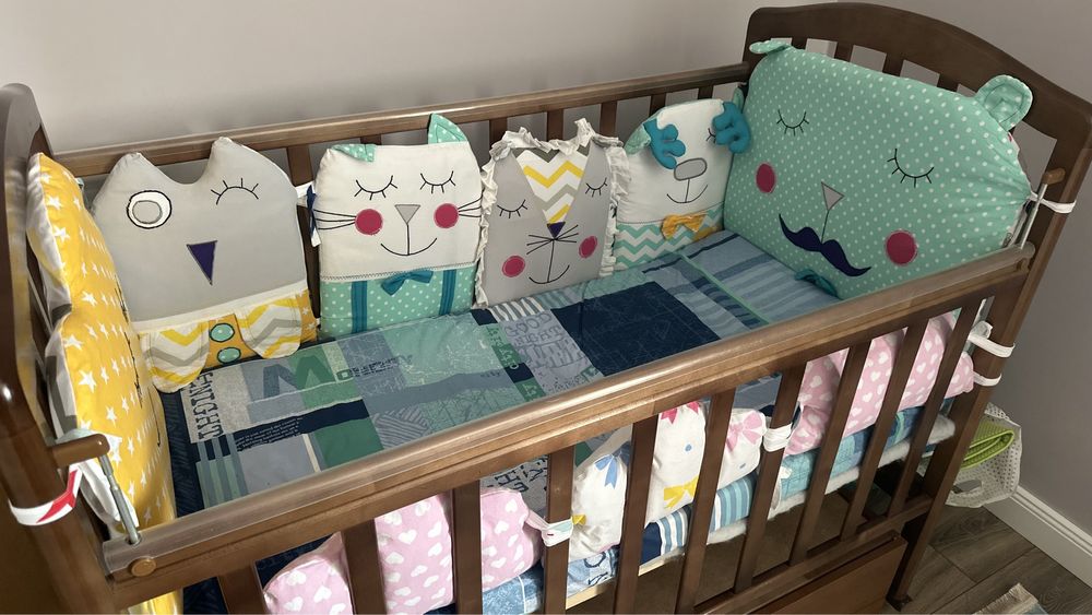 Детский кровать