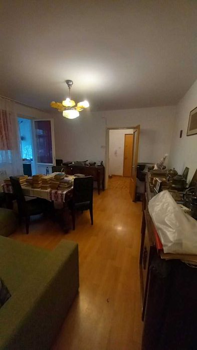 Obor (Masina de Paine) , 3 camere, parter, balcon, boxa
