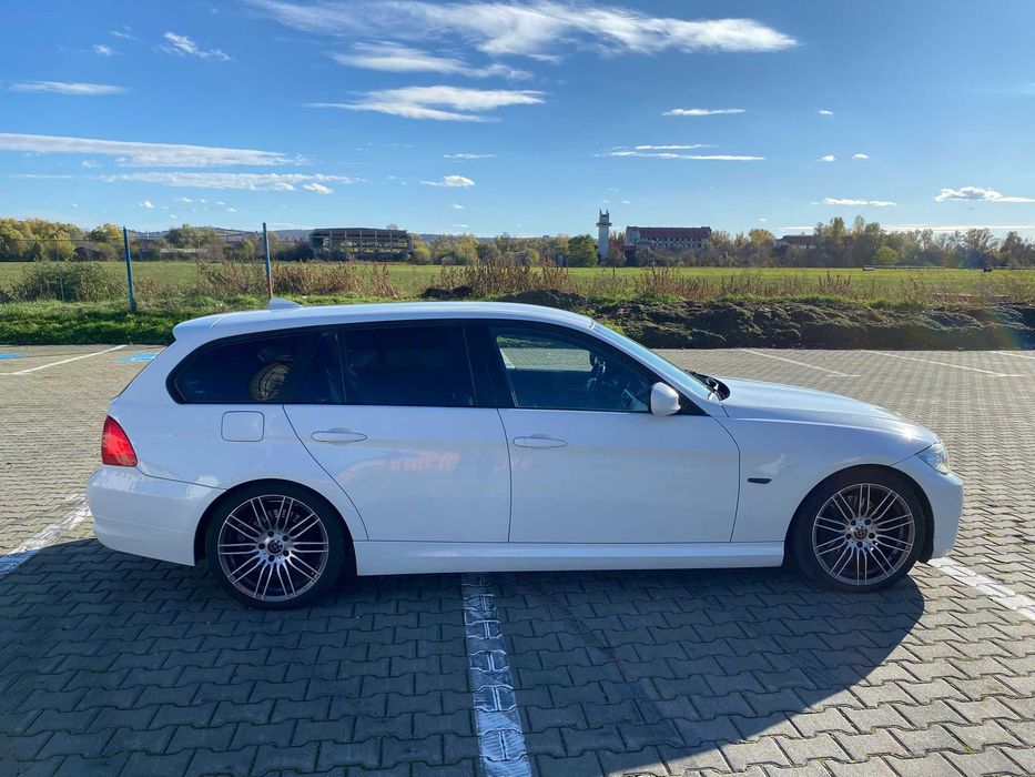 BMW 3 Series 2011 — imagine 2
