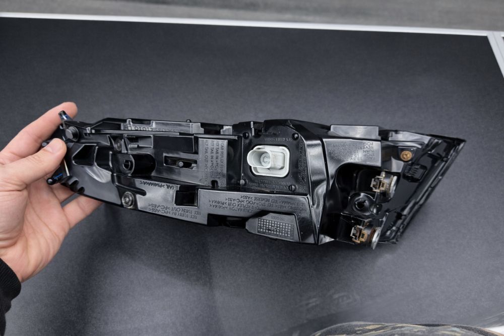 Stop stanga Audi TT 8S